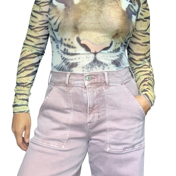 American Eagle Outfitters Light Pink Flare Jeans - Picture 2 of 10